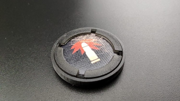 Protektory kapsle oslonki zetony czarne przyklad.jpg