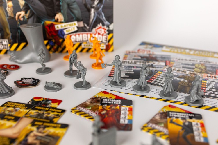 zombicide-monthy-python-latający-cyrk-zawartosc.jpg
